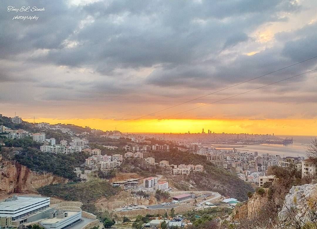  lebanon_hdr  lebanoninstagram  lebanon  sunset  sunsets  view ... (Er Râbié, Mont-Liban, Lebanon)