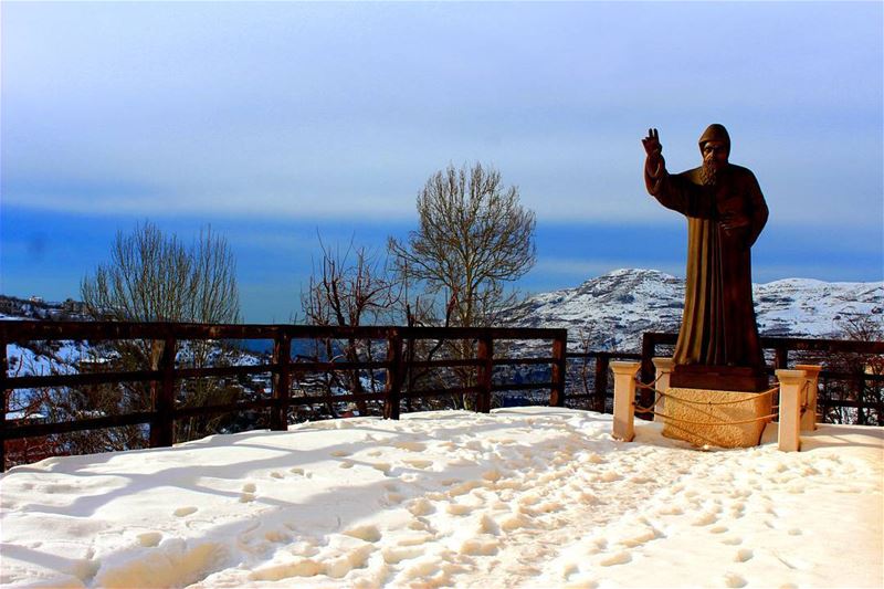  lebanoninapicture  lebanon  lebanonshots  winter  bekaakafra ... (St. Charbel Baakafra)
