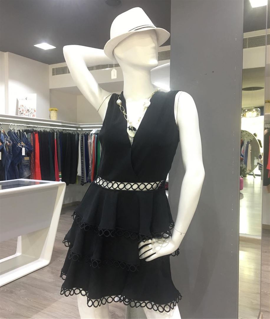 Little black dress DailySketchLook 318 shopping  italian  boutique ... (Er Râbié, Mont-Liban, Lebanon)