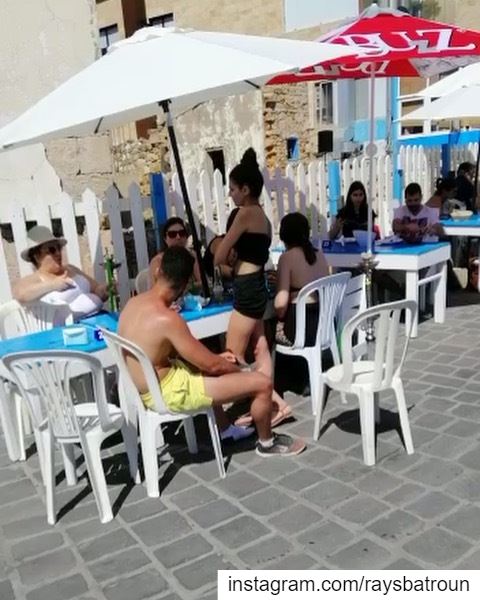 Live from RAY’s  lebanon  batroun  bahsa  beach  raysbatroun  chilling ... (RAY's Batroun)