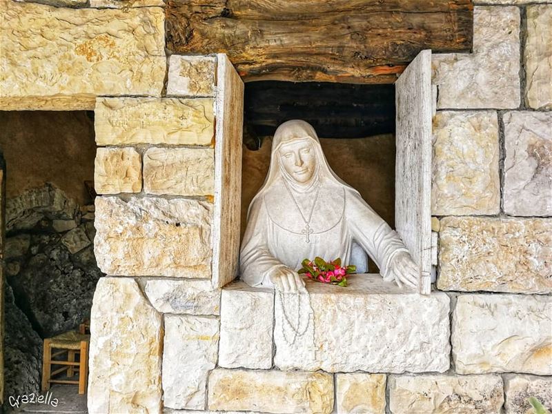  livelovelebanon  lebanon  lebanese  ilovelebanon  placestovisit  peace ... (Saint Rafka Ayto)