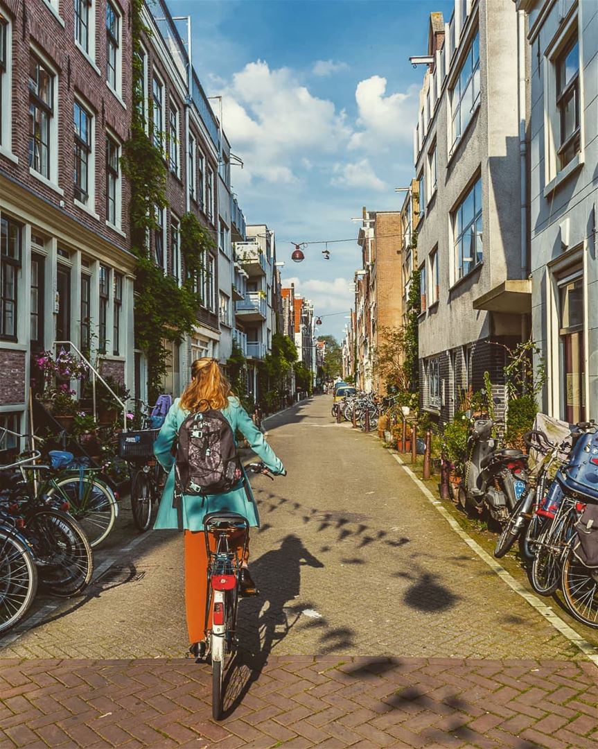 Location: Amsterdam , Netherlands Date: 08-2017 Instagram : @jadmakarem ... (Amsterdam, Netherlands)
