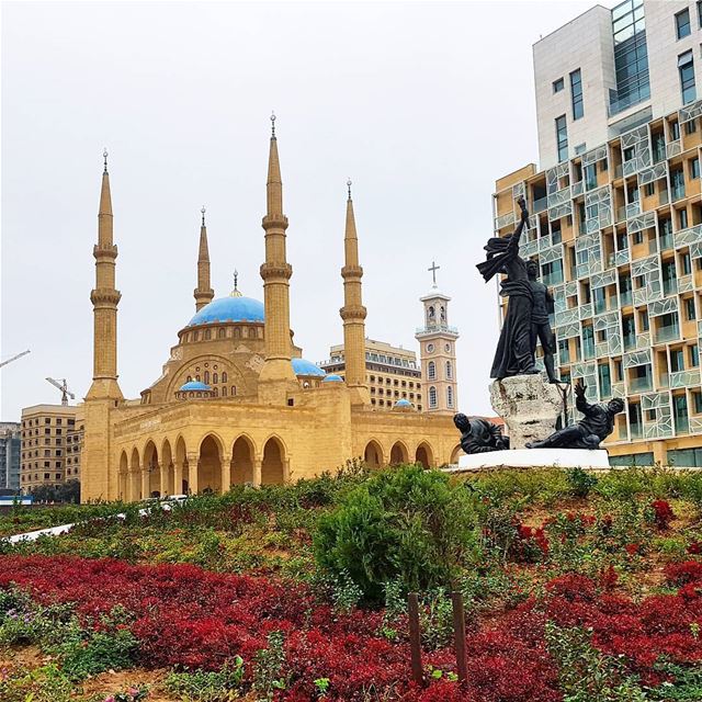 Love,peace and unity🇱🇧🇱🇧❤ amazinglebanon  visitlebanon  statue ... (Beirut, Lebanon)