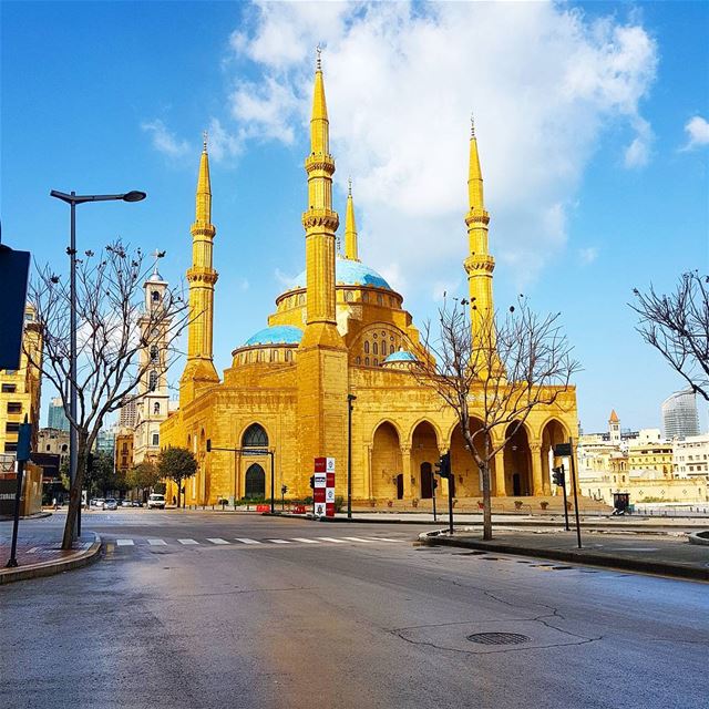 Lovely day❤😙🇱🇧 beautifulday  road  sundayfunday  notraffic ... (Beirut, Lebanon)