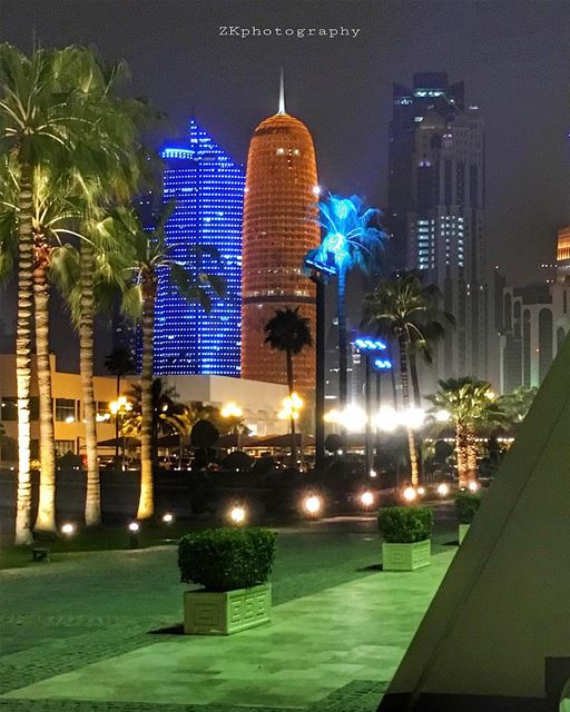Lovely Doha nights ✨ • amazing_qatar  qatarism  clubhdrpro  clubasiapro ... (The Backyard, Sheraton Hotel)