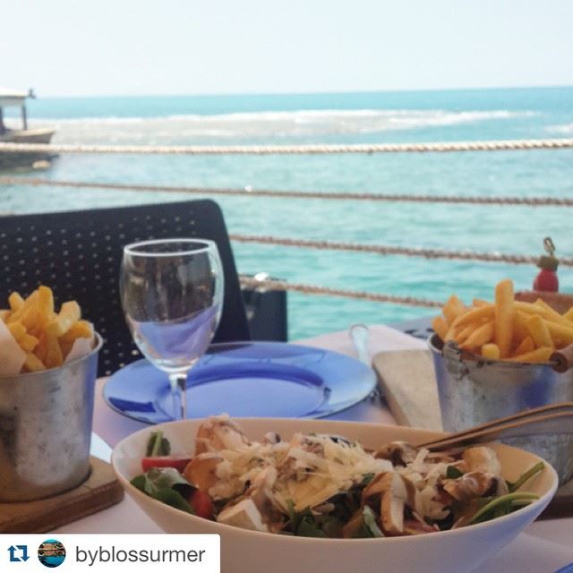 Lunch time  (Al Marsa - Byblos Sur Mer)