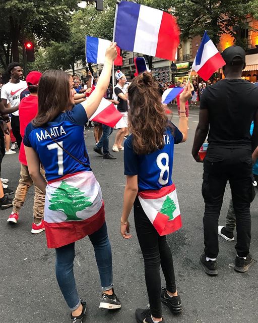 Líbano presente nas comemorações da França pelo título da Copa do Mundo... (Paris, France)