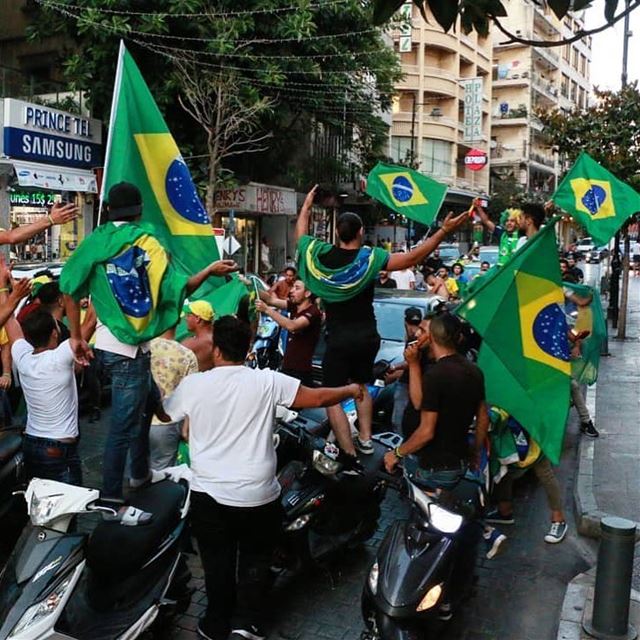 Mabrouk Brasil! Festa brasileira no Líbano 🇱🇧🇧🇷 A Fundação Cristã da... (Hamra, Beyrouth, Lebanon)
