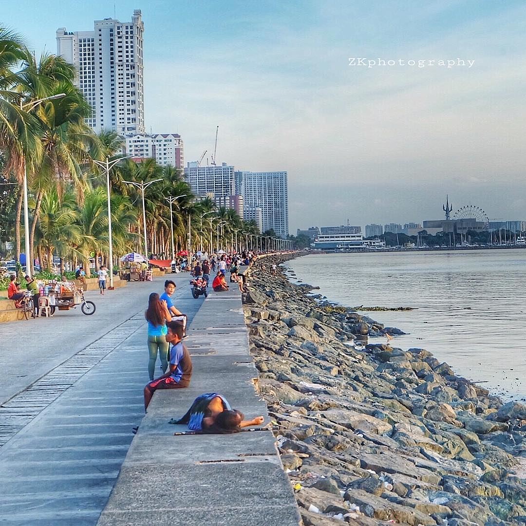 Manila Corniche ✨ • 😁 •   ig_today  ig_eurasia  igersphilippines ... (Manila, Philippines)