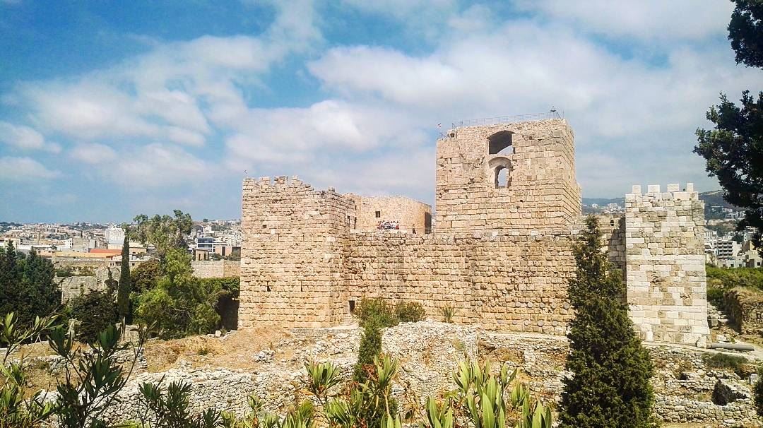  medieval  crusader  castle  byblos  jbeil  lebanon  livelovelebanon ... (Byblos Castle)