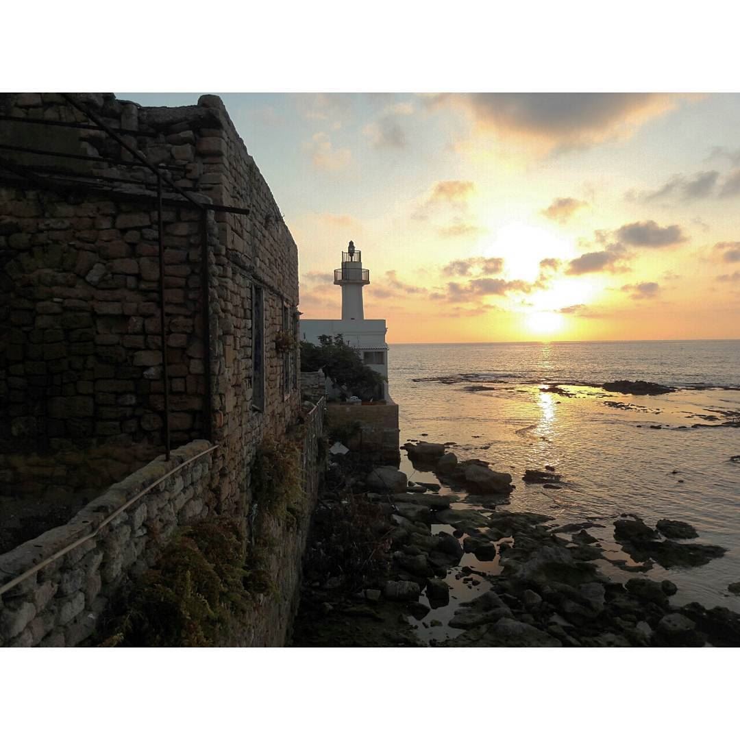  mediterranean  sunset  sea  landscape  lighthouse  alfanar  tyre  south ... (Al-Fanar restaurant and auberge)