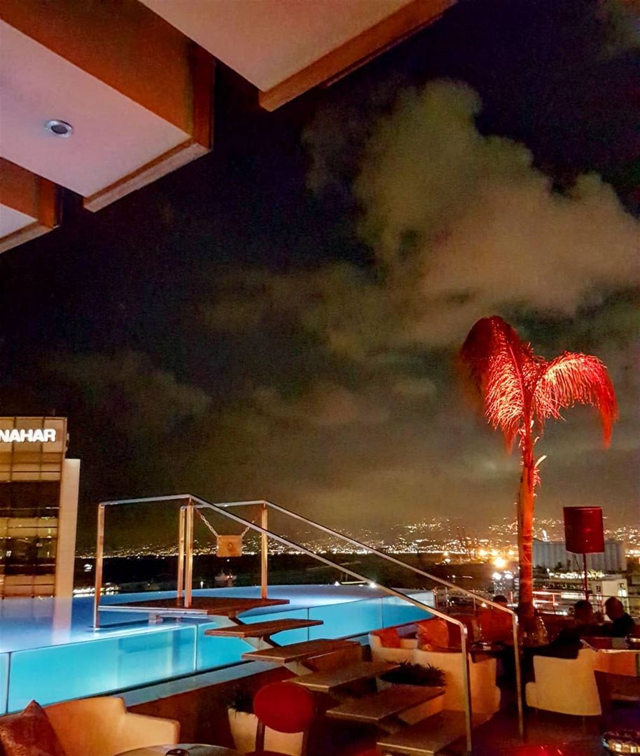 Midnight swim on the rooftop. Welcome to Beirut!.. beirut  legray ... (Le Gray, Beirut)