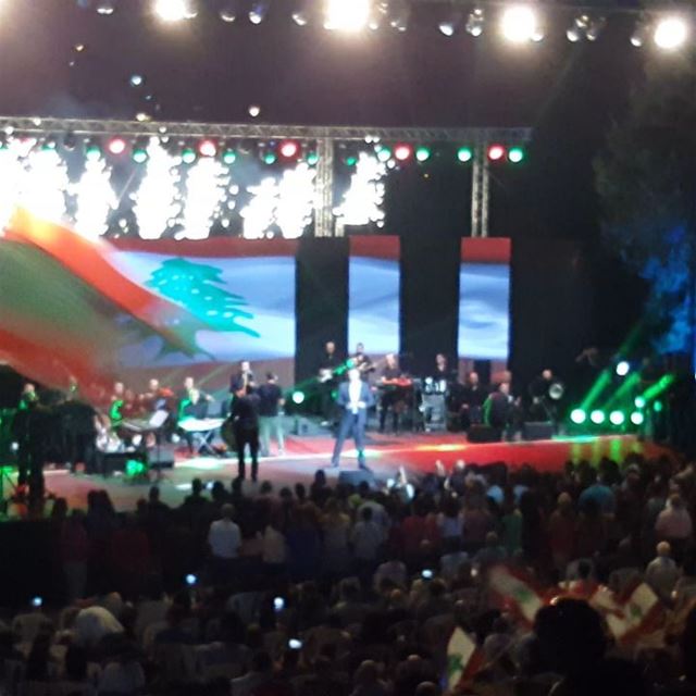  mininorthlebanon  fareskaram  livelovelebanon  concert  فارس_كرم  الجيش_ال (KarmSaddeh Summer Festivals)