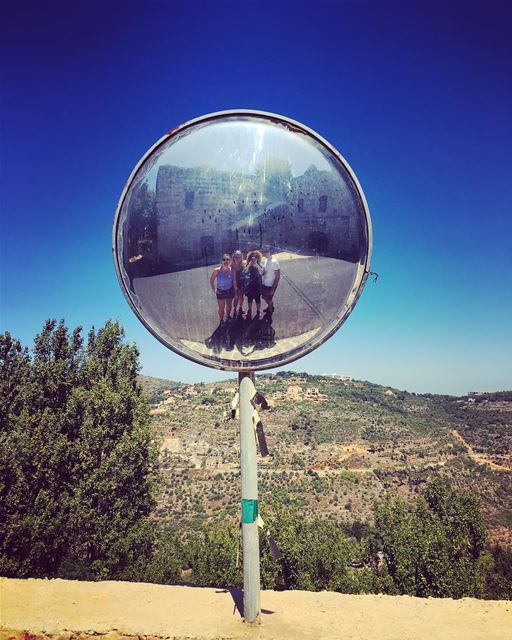 Mirror mirror on the wall who's the fittest of them all...  mirror ... (Chouf)