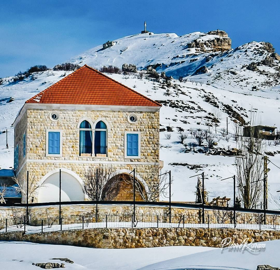  missing  winter ???? lovely  house  lebanon  mountain travelphotography...