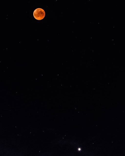 Moon eclipse & Mars  moon  mooneclipse  bloodymoon  eclipse  fulleclipse ...
