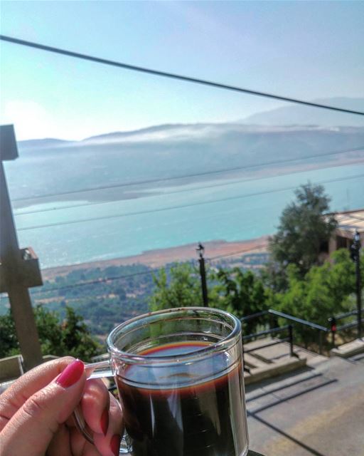 💫 Morning coffee by the Qaraoun Lake (Sorry for the electricity cables) 😀 (Lake Qaraoun)