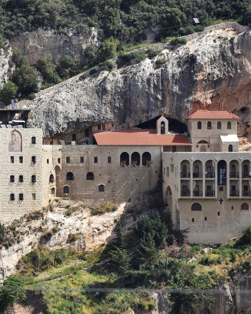 Mosteiro de Hamatoura, uma joia sagrada encravada nas montanhas do Líbano � (Hamatoura Monastery)