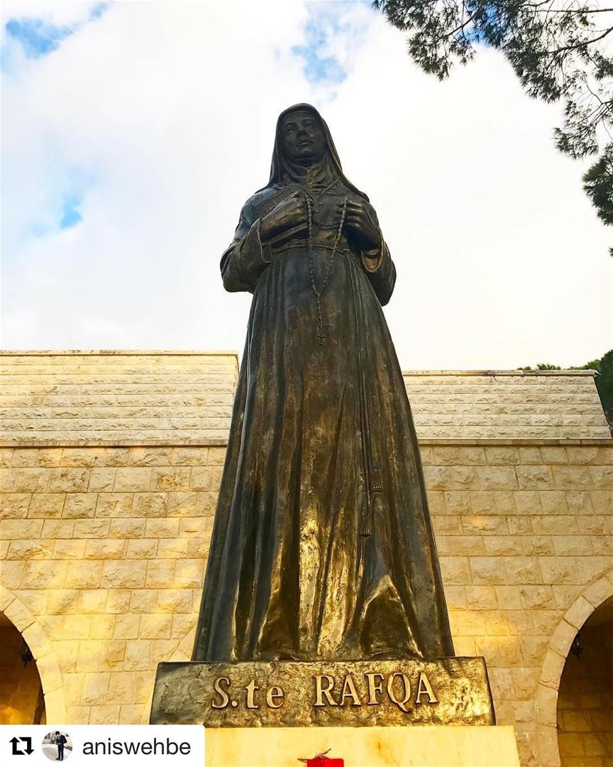 🇱🇧 Mosteiro de Santa Rafqa em Jrebta, Monte Líbano. Originalmente... (St Rafqa-Jrebta)