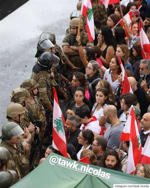 Mothers sisters we love you revolution lebanon... (Jall Ed Dîb, Mont-Liban, Lebanon)