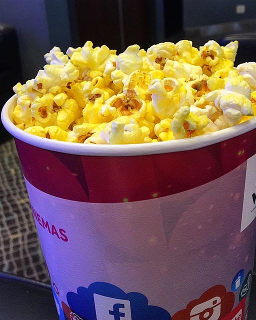 Movies + Popcorn = 😍😍🤤🤤... weekend movies coffee food eat yummy... (Beirut, Lebanon)