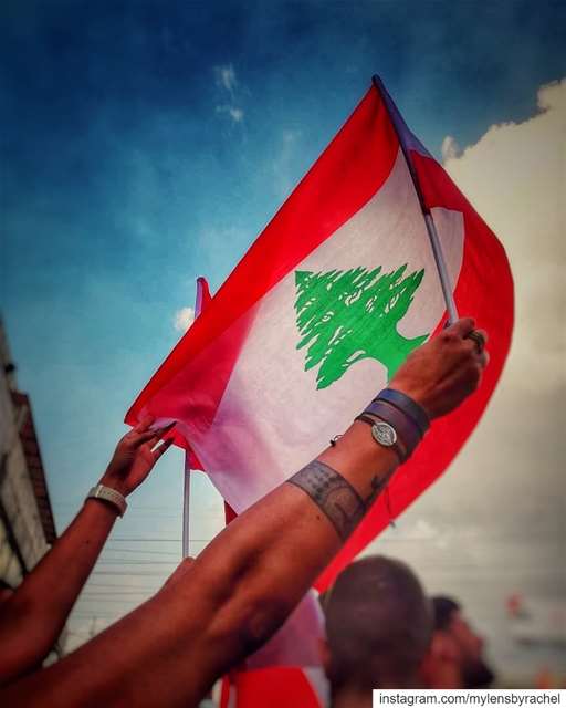 My Lebanon! 🇱🇧 Revolution weareone..... ثورة لبنان_ينتفض ثورة_و (Lebanon)