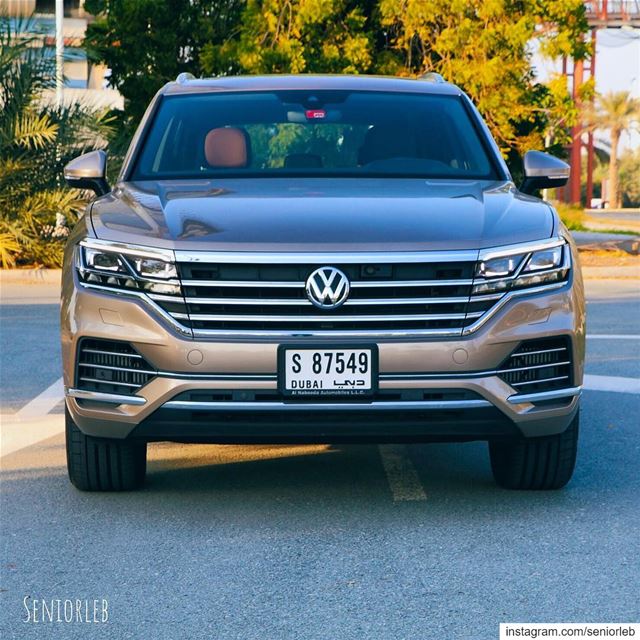 New Front flights with Matrix LED for the first time ever on the Touareg... (Dubai, United Arab Emirates)