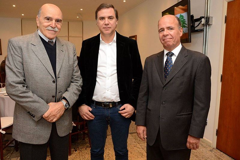 O presidente da @FCLibanesa, Miled Khoury, esteve presente hoje no café da... (CCBL Câmara de Comércio Brasil-Líbano)