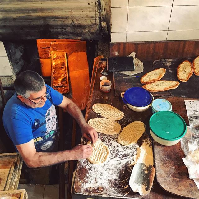Old bakeries make soul bread🍞  Lebanon tb travel travelgram traveler... (Zahlé, Lebanon)
