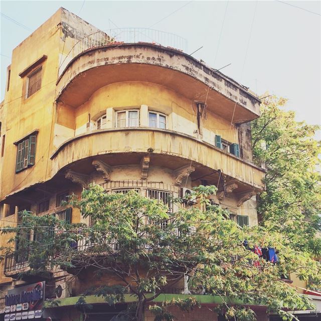 •Old building in Hamra• Hamra  lebanon  igerslebanon  huntgramlebanon ... (Hamra, Beyrouth, Lebanon)