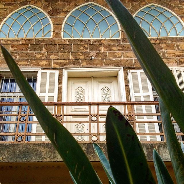 Old but Gold✨✨ photography  architecture  old  lebanese  house  gemmayzeh... (Beirut, Lebanon)