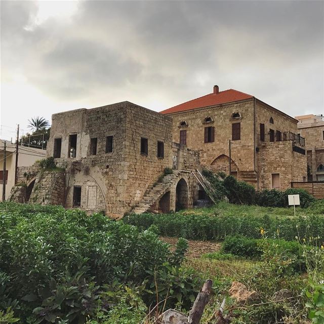 Old is beautiful 🏡... lebanon  instagood  tradional  house  mountains...