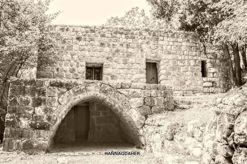  oldhouse  oldhouses  wadialsalib  kfardebian  lebanon ...