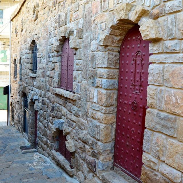  oldhouses at  bekaakafra  northlebanon  doors  windows  lebanesehouses ... (Bekaa Kafra)