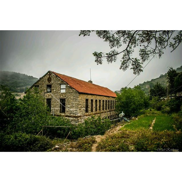  oldlebanon  lebanon  old  church  abandoned  abandonedplaces  building ... (Chouf)
