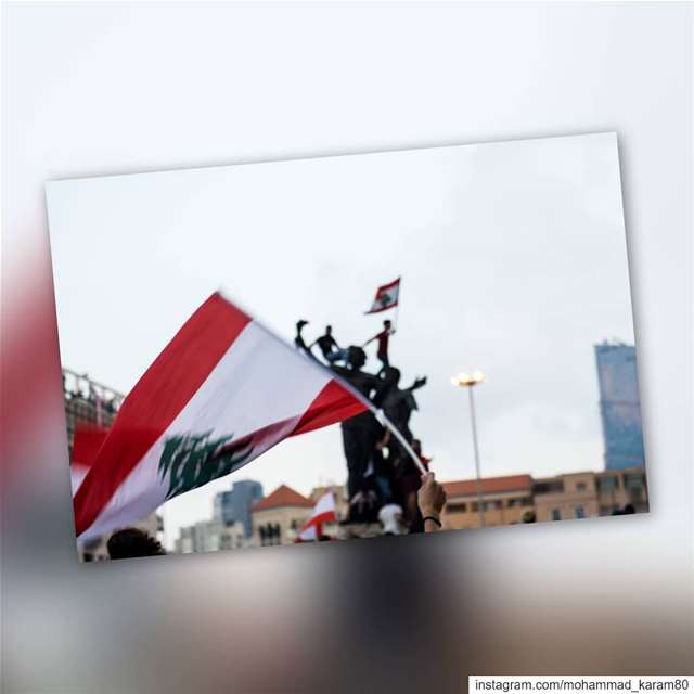One flag..one nation lebanontimes  lebanon_pictures  lebanonstyle ... (ساحة الشهداء)