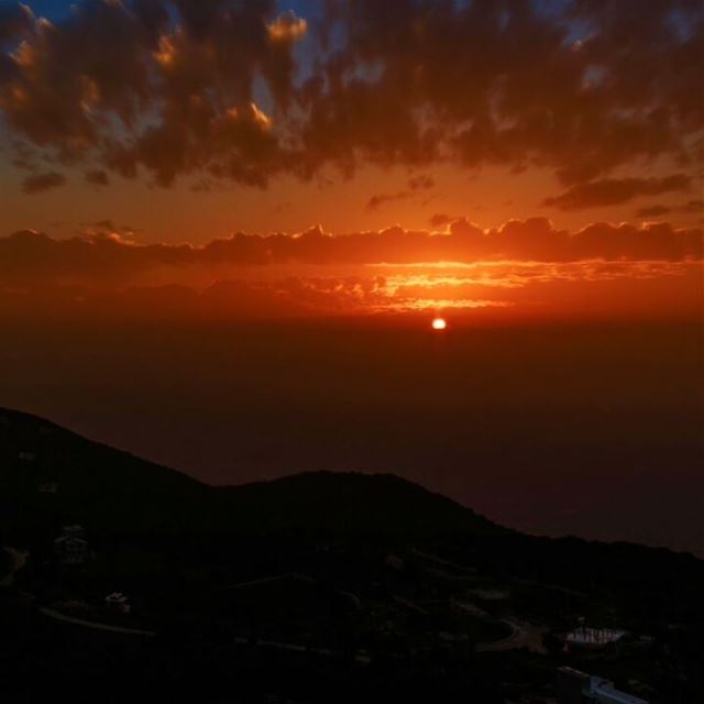 One of my best timelapse videos i have done so far, shot this with holy... (Séjoud, Al Janub, Lebanon)