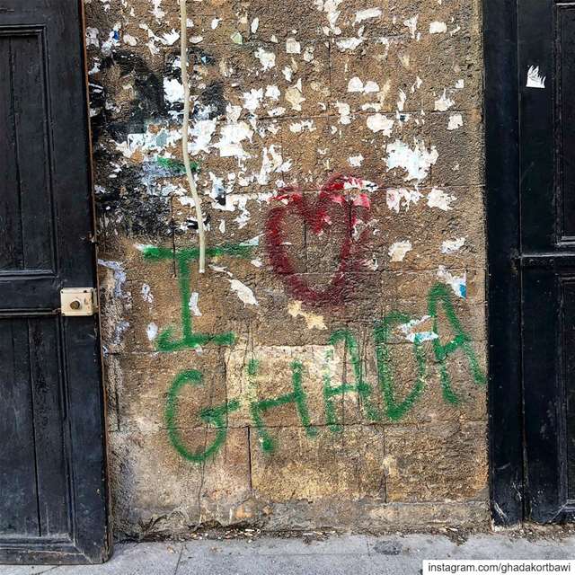 Ooooooooooh!  iamtouched  whenyoustumbleonthis ..... wall  graffiti ... (Beirut Lebanon - لبنان.بيروت)