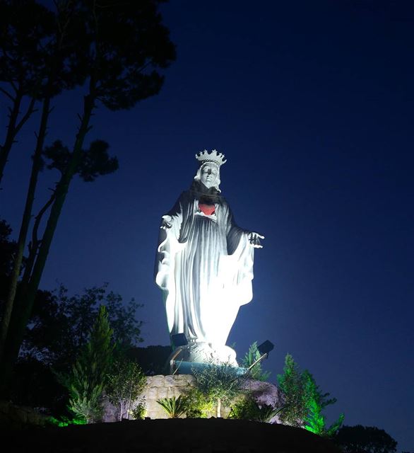 Our Lady of Fatima Pray for us 🙏 virginmary  mother  Qween  prayforus ... (El Qsaïbé, Mont-Liban, Lebanon)