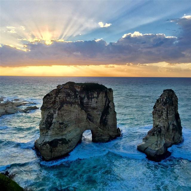 Our natural  Landmark. No filter needed.  HDR  raouche  rock  MyLebanon ... (Raouché)