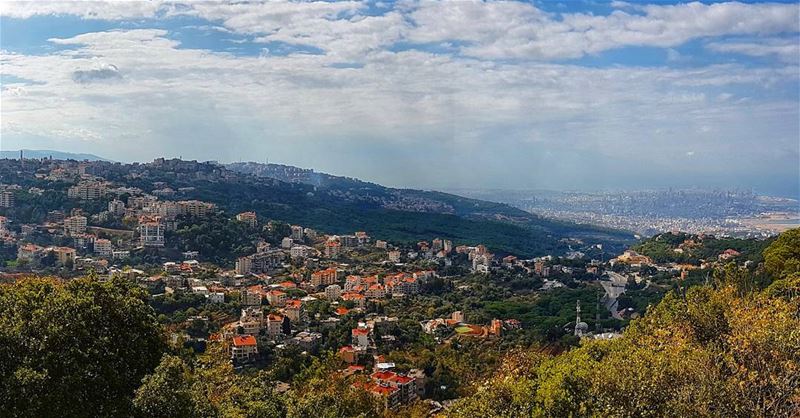 Panoramic view of Brummana, jouret el ballout, Beit Mery and Beirut City ... (Mar Chaaya Broumana)