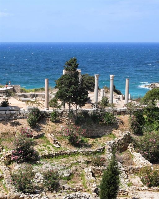 Para começar o dia em Byblos: uma impressionante vista para as ruínas da... (Ruins of Byblos)