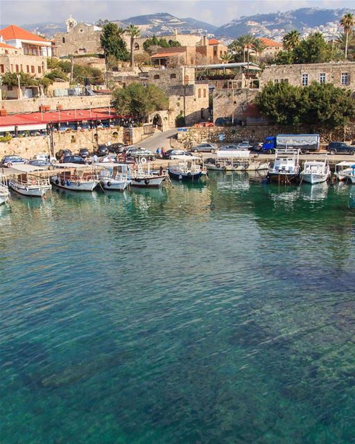 Pépé Abed's Fishing Club é o lugar ideal para almoçar em Byblos. Costumava... (Byblos, Lebanon)