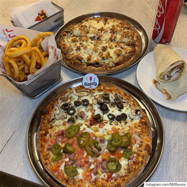 Pizza time 😍😍😍 @jjspizzanmore_official  ehden ... 580flavors ... (Ehden, Lebanon)