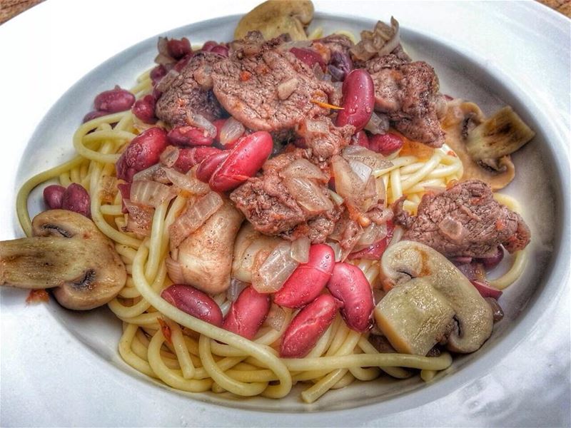 Pork Cassoulet on a bed of Spaghetti! Give us a call ☎️ 03 25 13 19 (Whatsa (Em's cuisine)