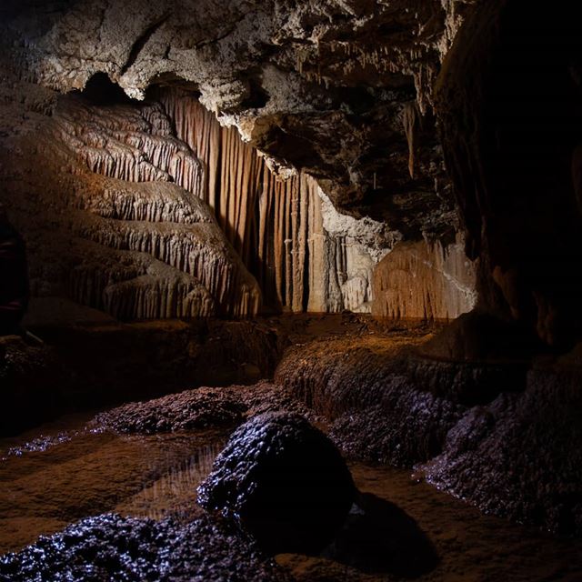 Pristine cave formations  lebanon ...
