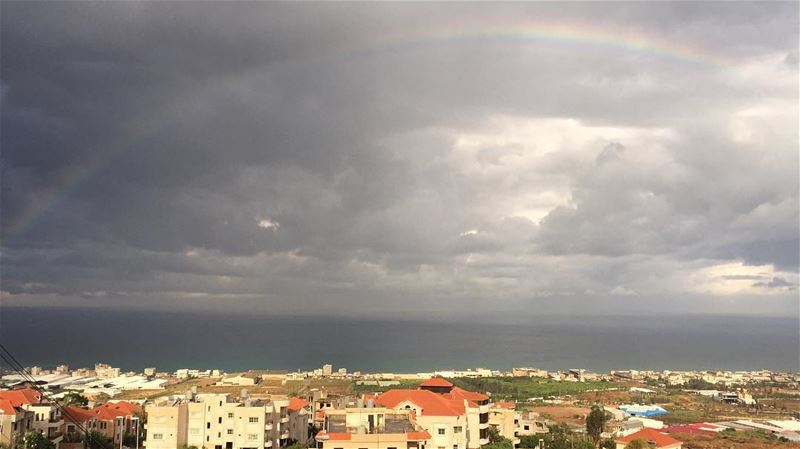  rainbow  firstrain october  insta_lebanon  livelovejnoub  livelovelife ... (Ghaziyé, Al Janub, Lebanon)