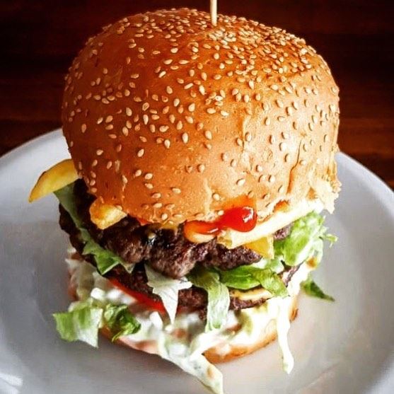 RAY’s Burger 😍 lebanon  batroun  raysbatroun  burger  burgers  food ... (RAY's Batroun)