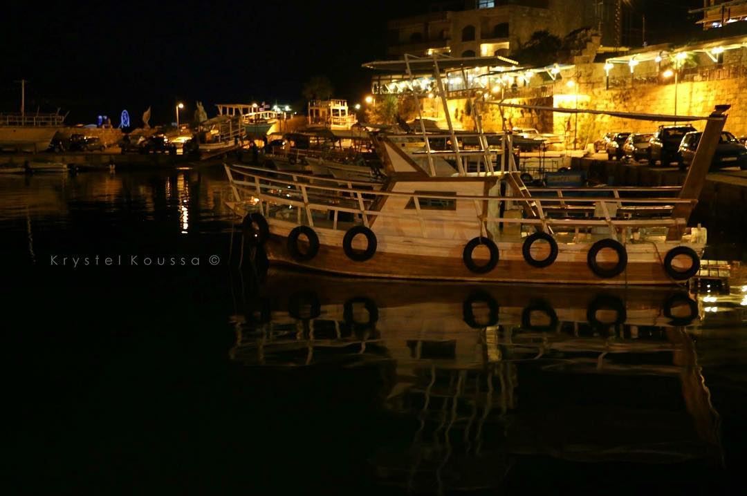 Reflections.🛥  boat  sail  reflection  jbeil  byblos  livelovebyblos ... (Byblos, Lebanon)