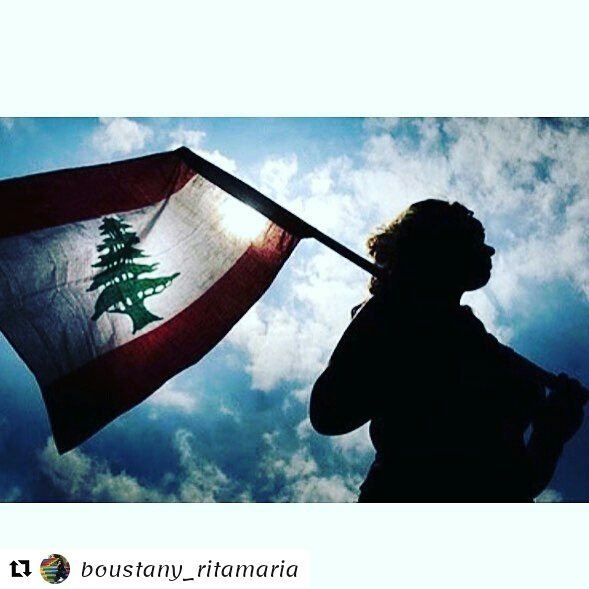 Repost @boustany_ritamaria (@get_repost)・・・نحنا مش عايشين بلبنان لبنان ع